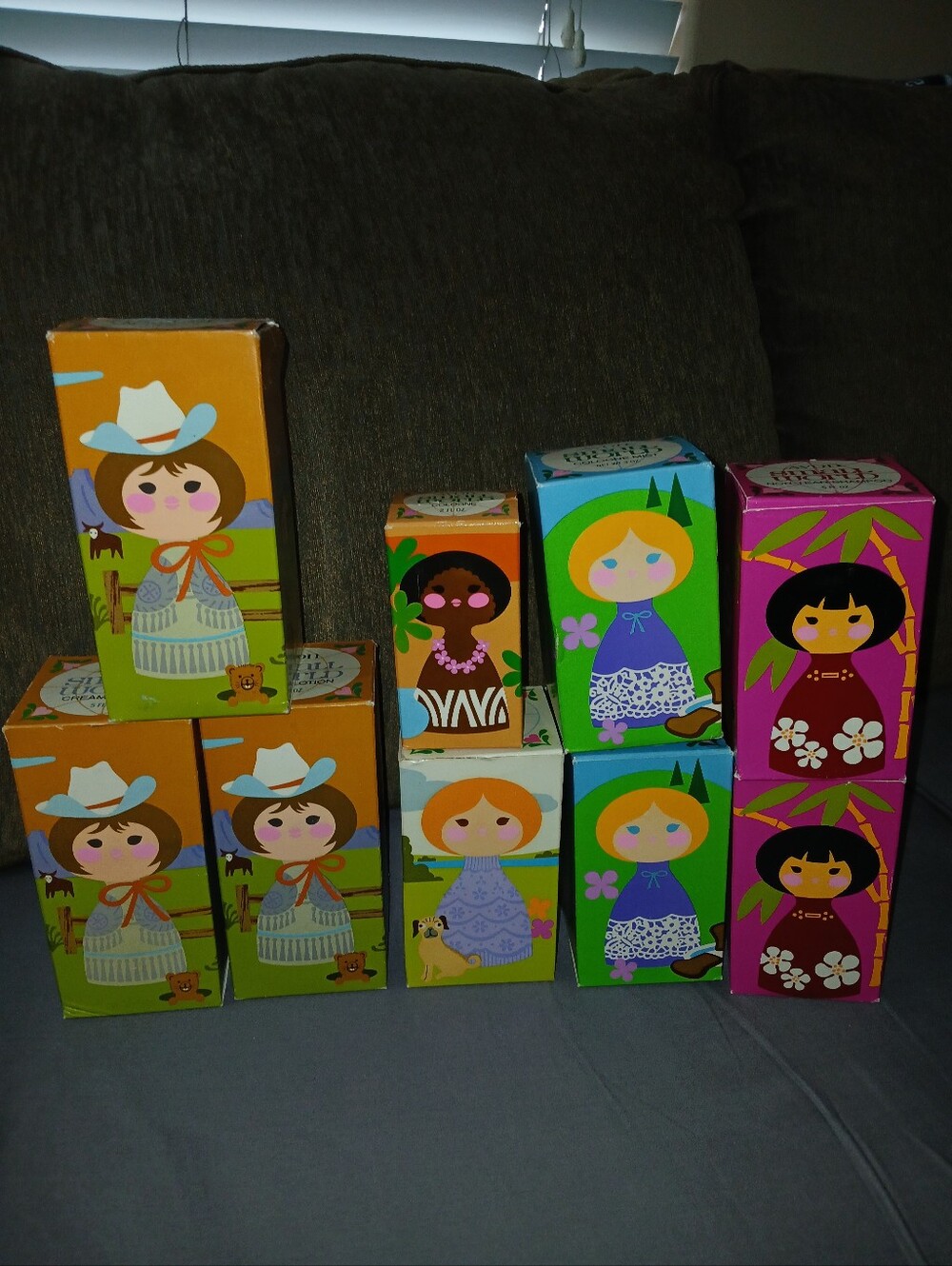 Vintage Avon/Disney "Its A Small World" Collectable Bottle Lot